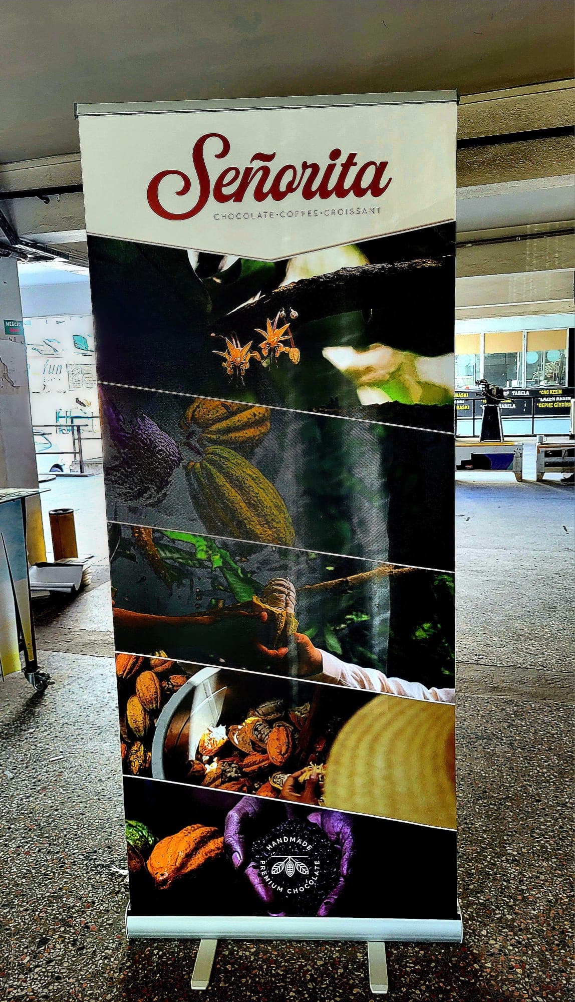 Roll Up Banner Örneği 6